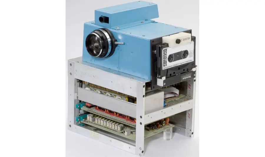 La Storia della fotocamera digitale